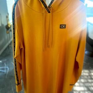 Calvin Klein Long knee tunic/hoodie CK Medium Mini (Color Gold-Mustard Yellow)